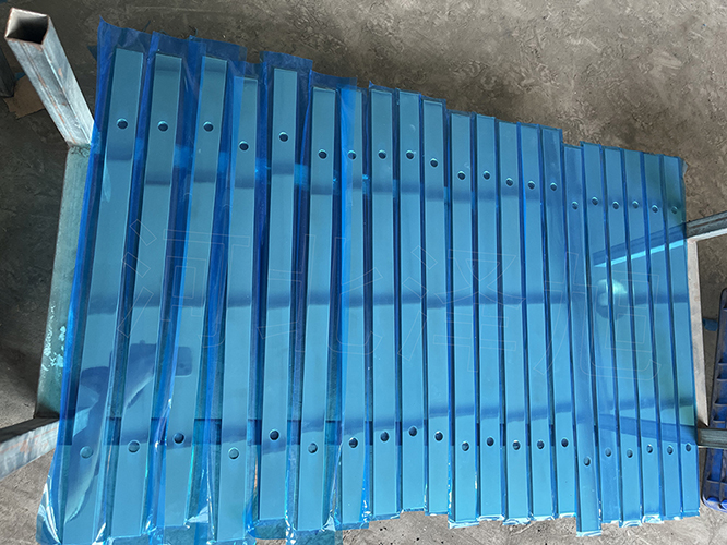 Aluminium target plate